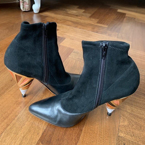 Givenchy boots size 36 1/2, black suede and leather boot with multicolor heel - Picture 2 of 9